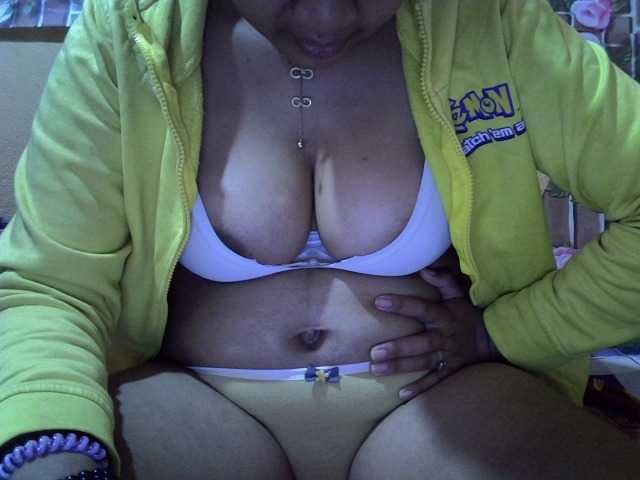 Josephinesexy live cam on BongaCams