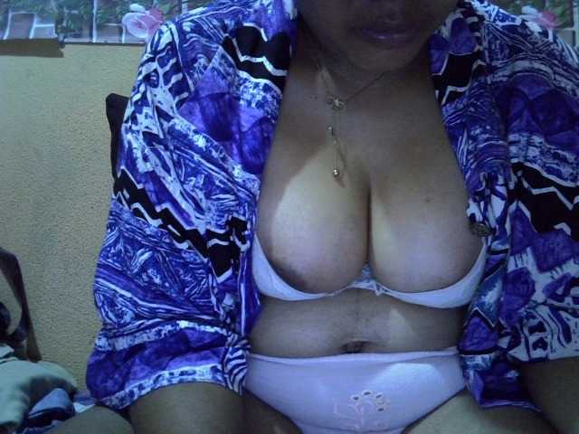 Josephinesexy live cam on BongaCams