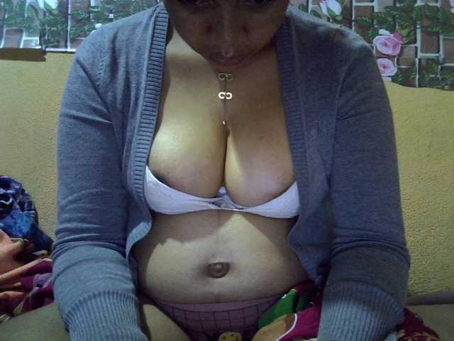 Josephinesexy live cam on BongaCams