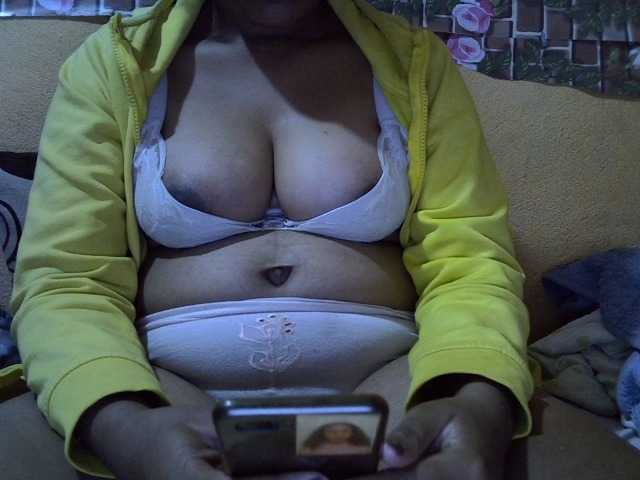 Josephinesexy live cam on BongaCams