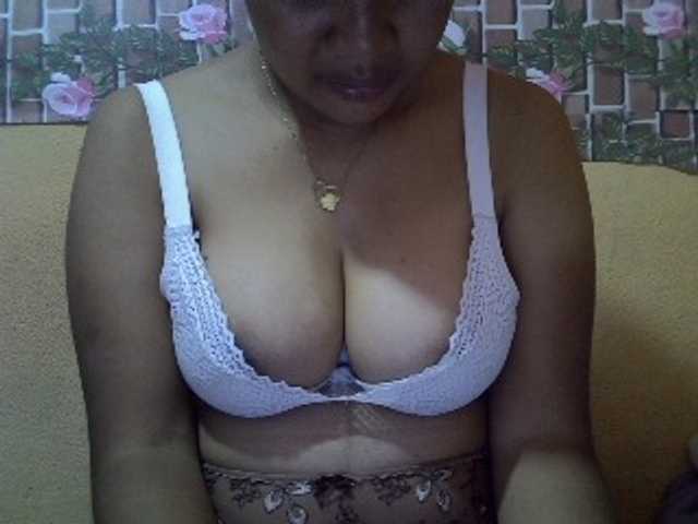 Josephinesexy live cam on BongaCams