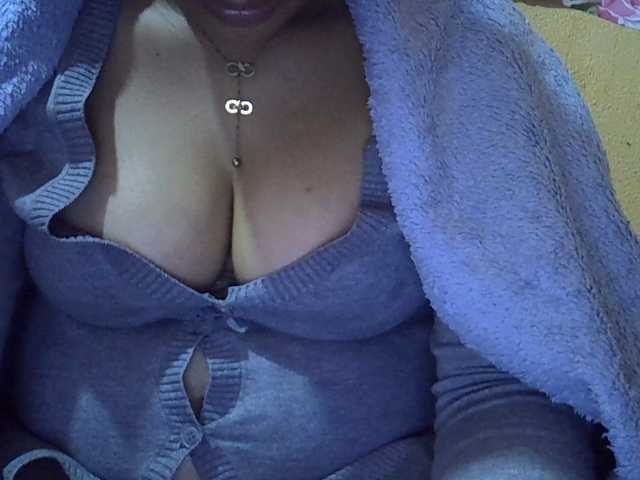 Josephinesexy live cam on BongaCams