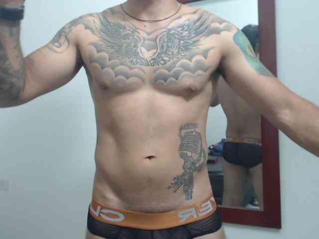 Xanderrt Sex Cam Show