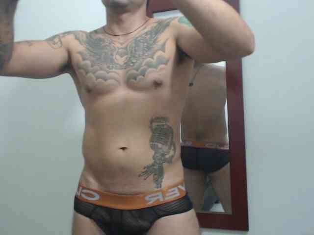 Xanderrt Sex Cam Show