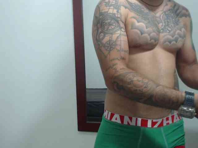 Xanderrt Sex Cam Show