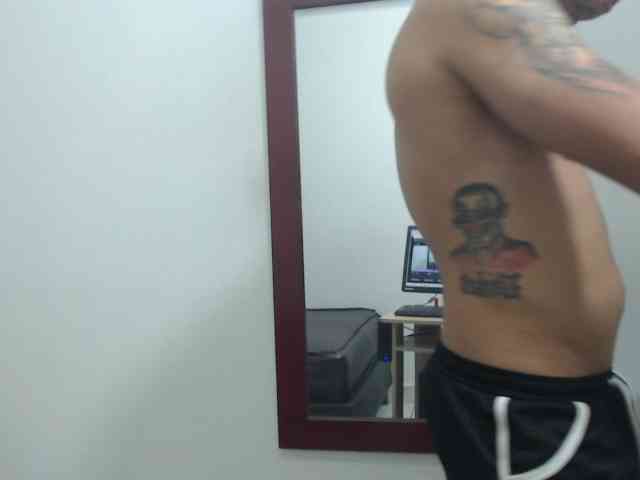 Xanderrt Sex Cam Show