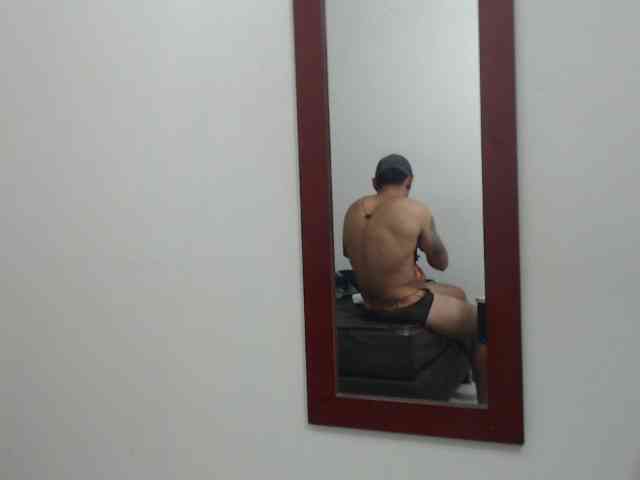 Xanderrt Sex Cam Show