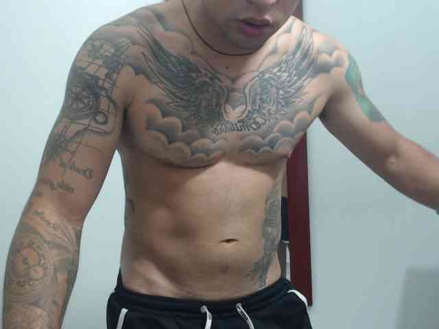 Xanderrt Sex Cam Show