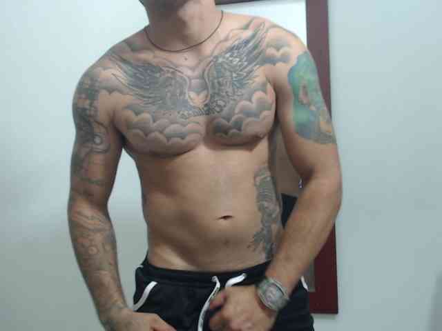 Xanderrt Sex Cam Show