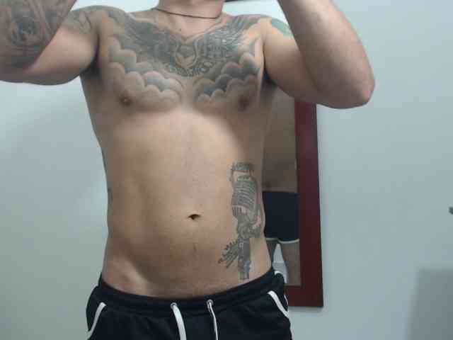 Xanderrt Sex Cam Show