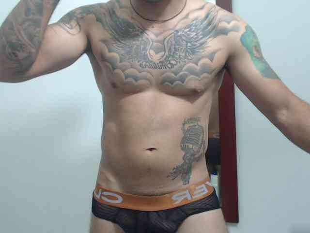 Xanderrt Sex Cam Show