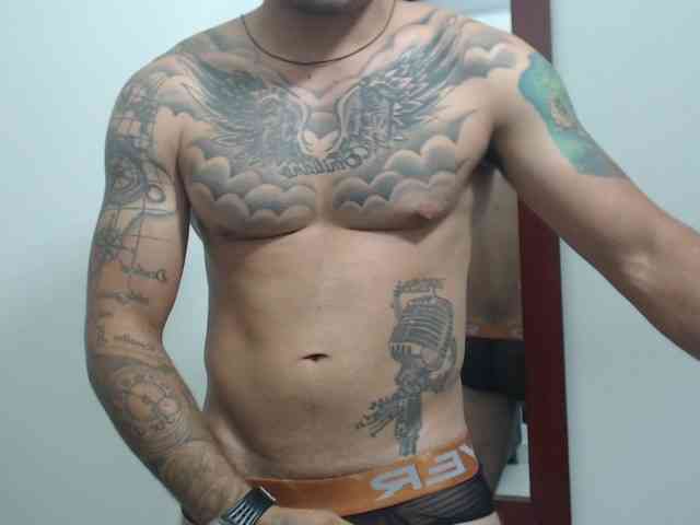 Xanderrt Sex Cam Show