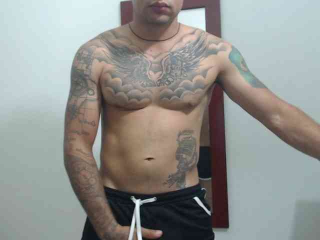 Xanderrt Sex Cam Show