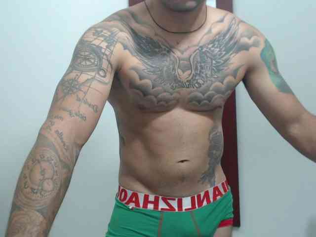 Xanderrt Sex Cam Show