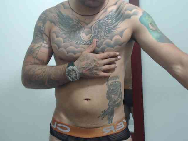 Xanderrt Sex Cam Show