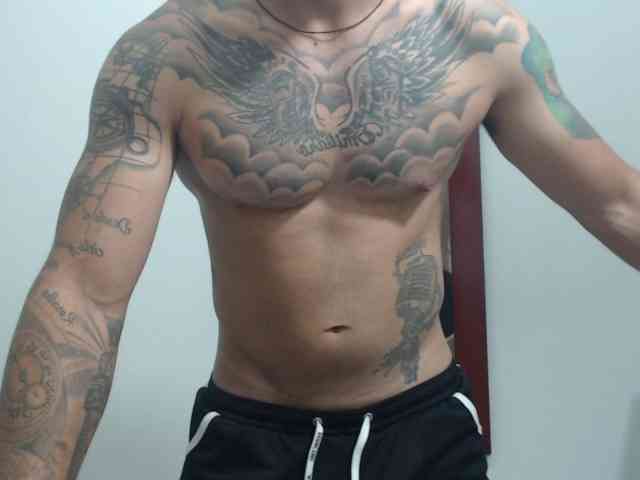 Xanderrt Sex Cam Show