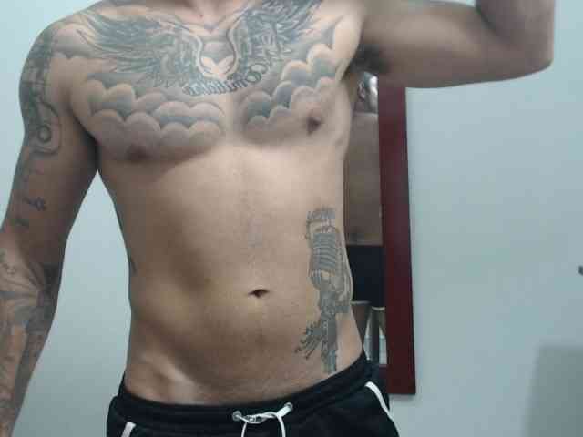 Xanderrt Sex Cam Show
