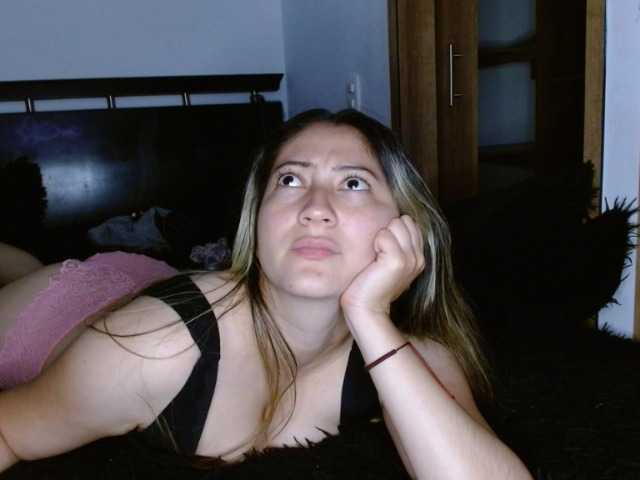 Catalina7641 live cam on BongaCams