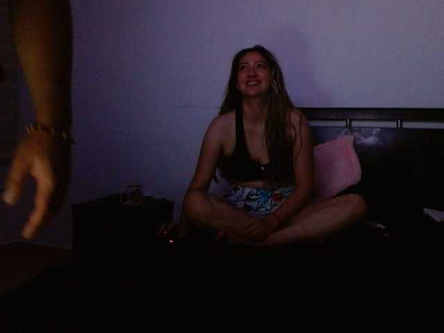 Catalina7641 live cam on BongaCams