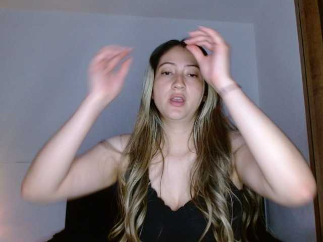Catalina7641 live cam on BongaCams