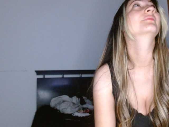 Catalina7641 live cam on BongaCams