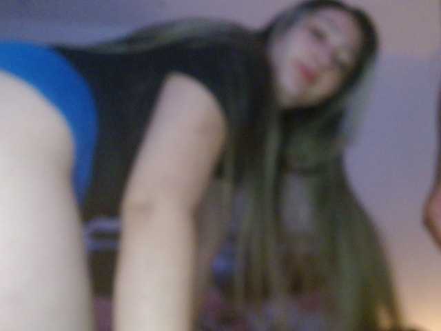 Catalina7641 live cam on BongaCams