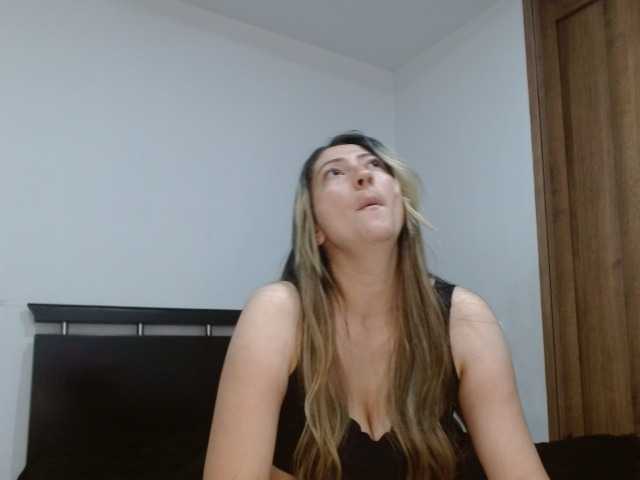 Catalina7641 live cam on BongaCams