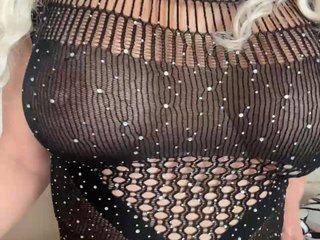 CarolinaHerrera Porn Show