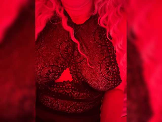 CarolinaHerrera live webcam show