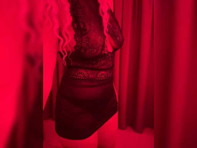 CarolinaHerrera live cam on BongaCams