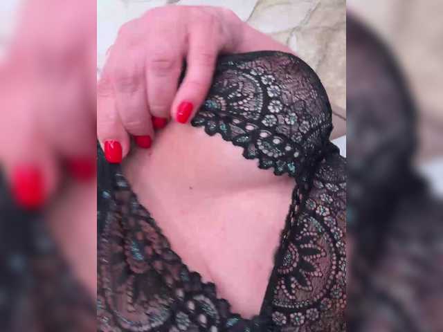 CarolinaHerrera live cam on BongaCams