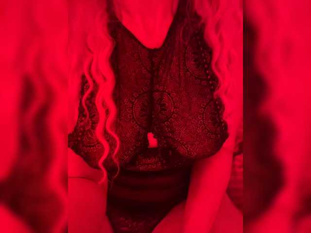CarolinaHerrera live cam on BongaCams