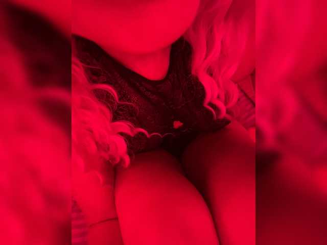 CarolinaHerrera live webcam show