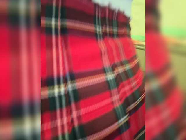 CarolinaHerrera live cam preview