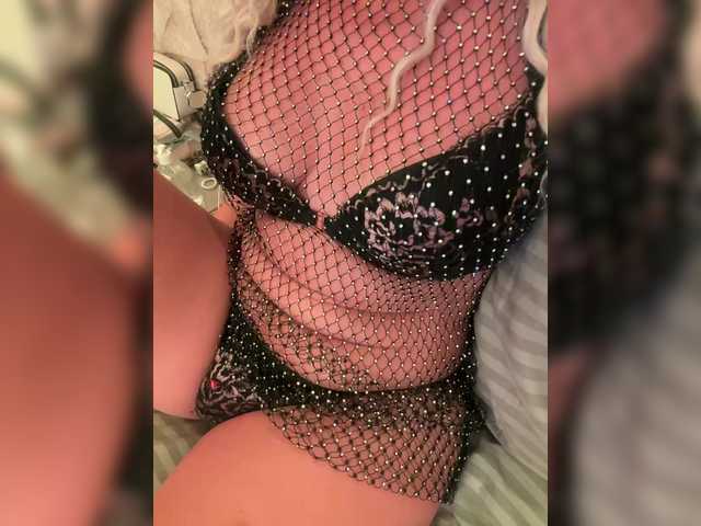 CarolinaHerrera live cam on BongaCams