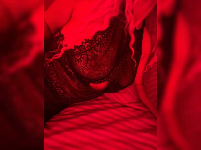 CarolinaHerrera live cam on BongaCams