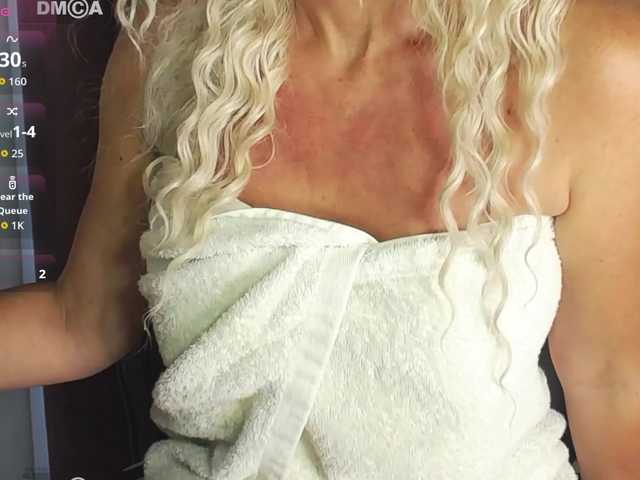 CarolinaHerrera live cam on BongaCams