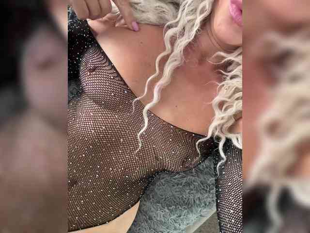 CarolinaHerrera Live Webcam on BongaCams