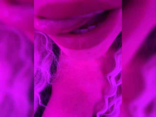CarolinaHerrera webcam