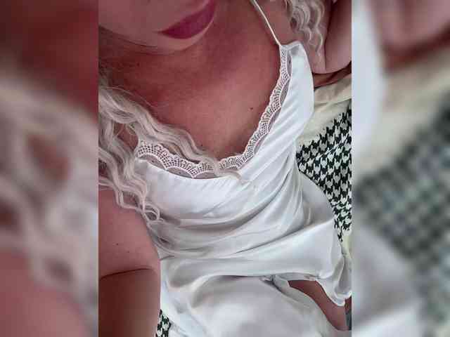 CarolinaHerrera webcam