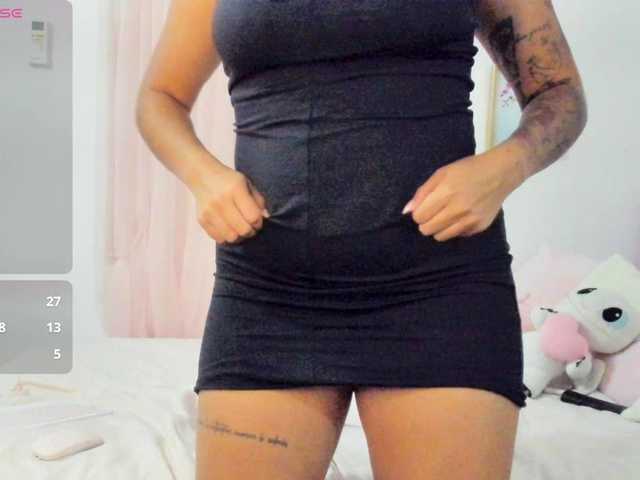 LucyMartelli live cam on BongaCams