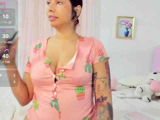 LucyMartelli webcam