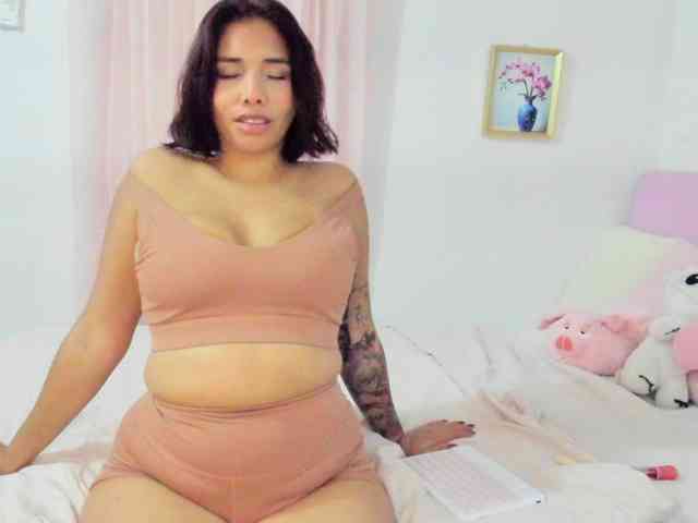 LucyMartelli LucyMartelli