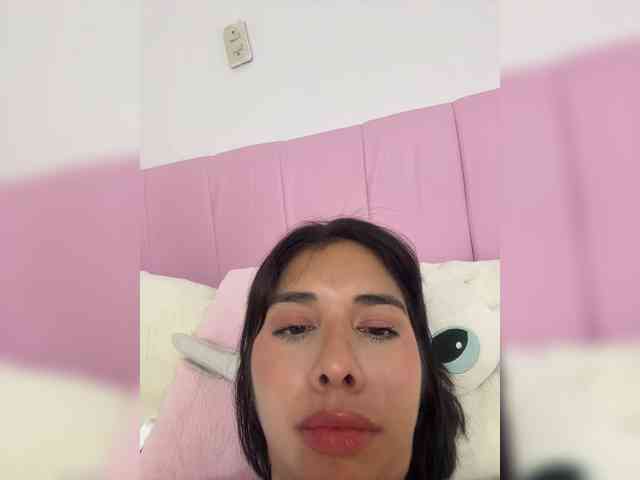 LucyMartelli webcam