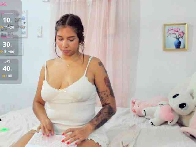 LucyMartelli LucyMartelli