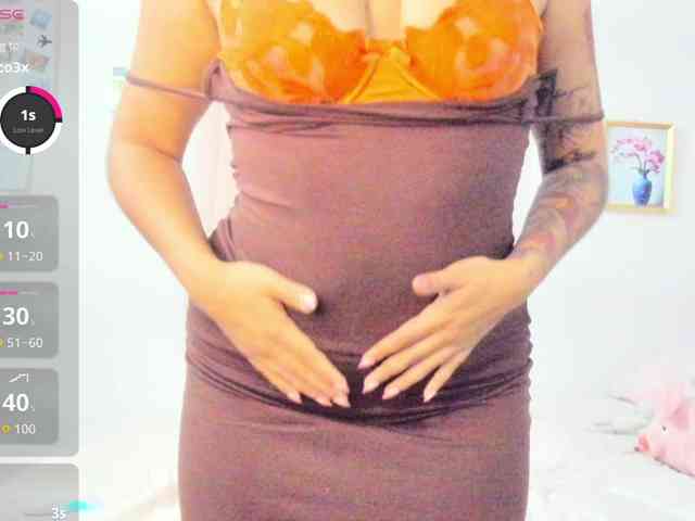 LucyMartelli webcam