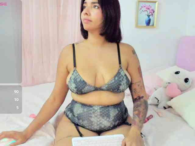 LucyMartelli LucyMartelli