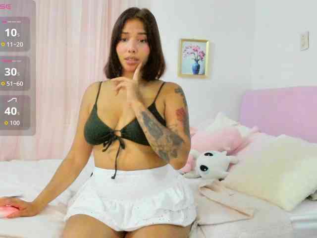 LucyMartelli LucyMartelli