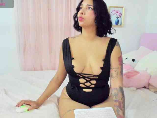 LucyMartelli LucyMartelli