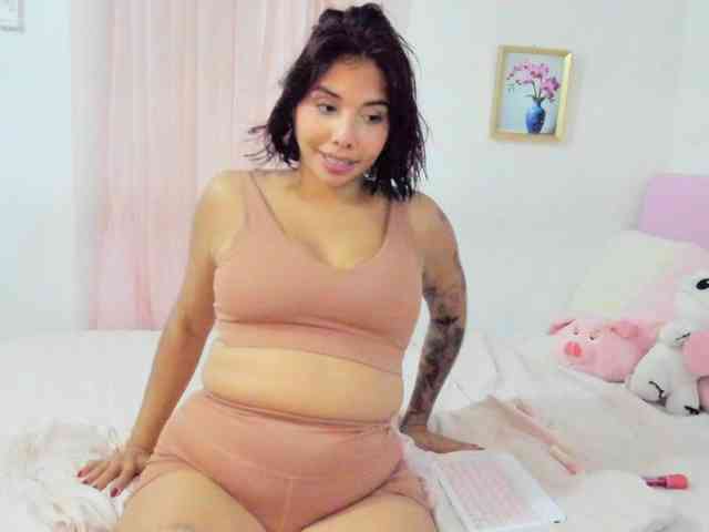 LucyMartelli LucyMartelli